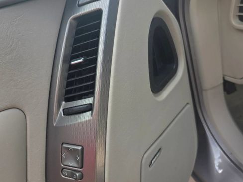 Used 2004 Cadillac XLR RWD image 11