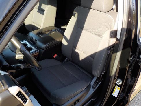 Used 2016 GMC Sierra 1500 SLE w/ Suspension Package, Off-Road image 13