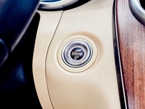 Used 2021 Mercedes-Benz GLC 300 GLC 300 image 35