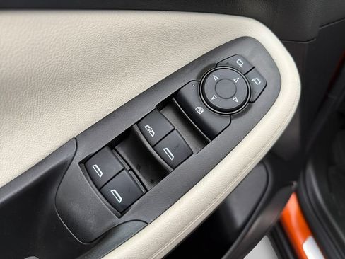 Used 2023 Buick Encore GX Preferred w/ Cold Weather Comfort Package FWD image 27