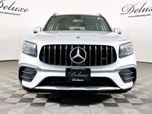 Used 2023 Mercedes-Benz GLB 35 AMG 4MATIC image 2