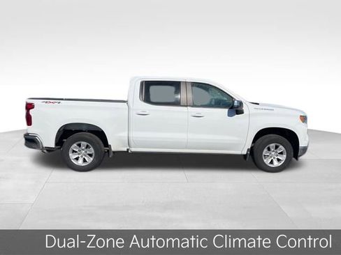 Used 2025 Chevrolet Silverado 1500 LT image 8