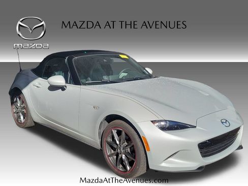 Used 2016 MAZDA MX-5 Miata Grand Touring RWD image 8