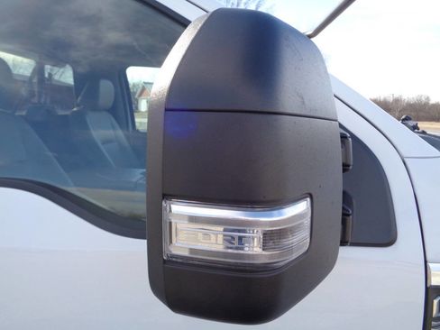 Used 2022 Ford F250 XL w/ Power Equipment Group image 40