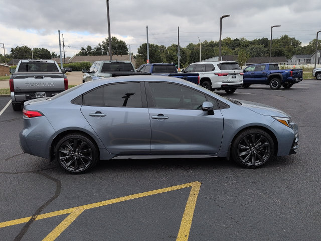 Used 2025 Toyota Corolla SE FWD image 8