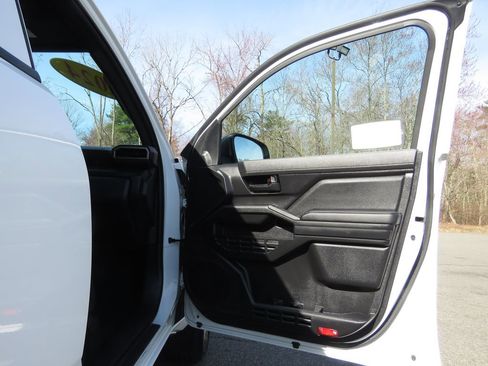 Used 2024 Toyota Tacoma SR RWD image 12