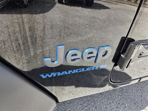 Used 2025 Jeep Wrangler Unlimited Sport S 4xe w/ Convenience Group image 4