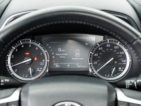 Used 2022 Toyota Highlander Platinum image 15