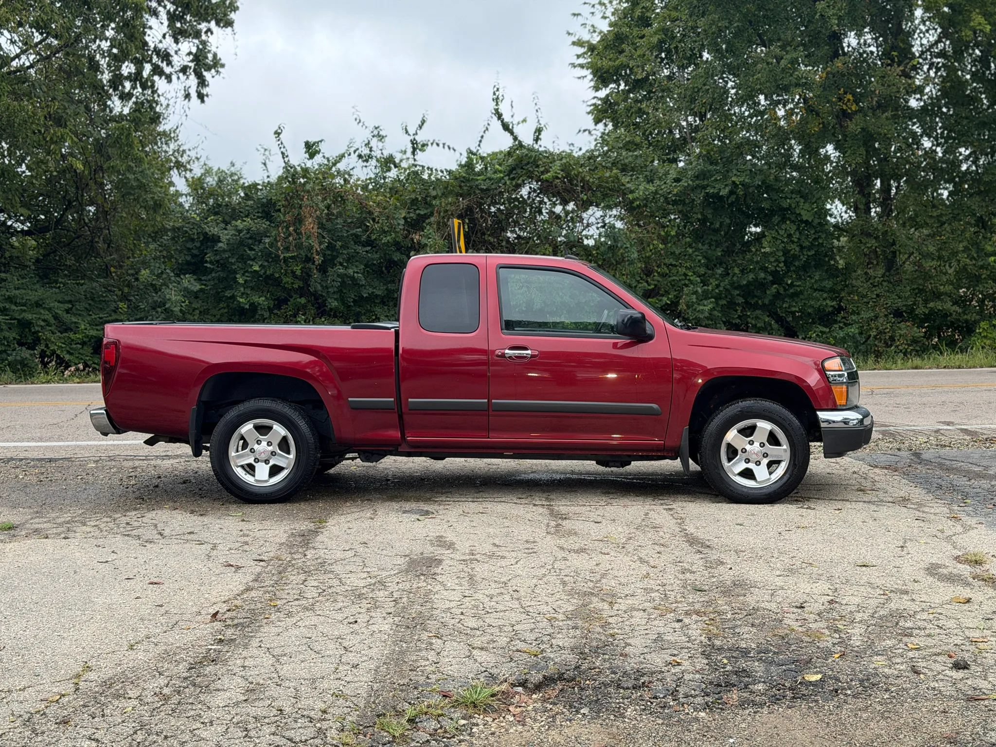 Used 2010 GMC Canyon SLT RWD image 4