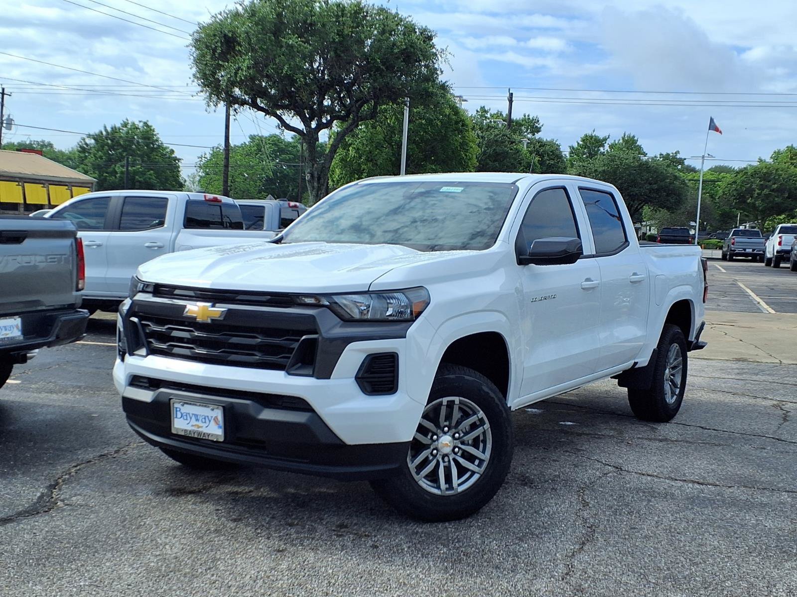 New 2026 Chevrolet Colorado LT w/ Advanced Trailering Package RWD image 2