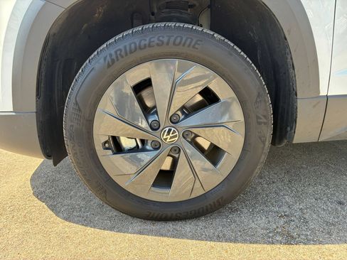 Used 2026 Volkswagen Taos S FWD image 23