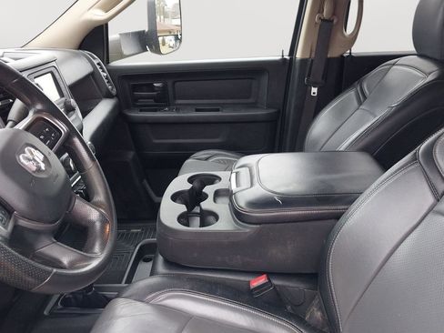 Used 2020 RAM 3500 Tradesman image 22