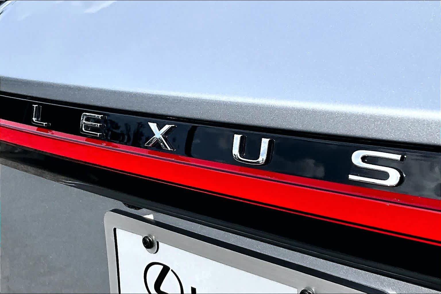 Used 2024 Lexus RX 350 Premium w/ Convenience Package FWD image 31