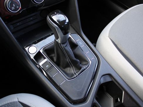 Certified 2024 Volkswagen Taos S image 18