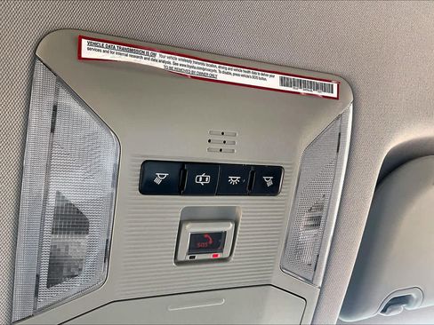 Used 2020 Toyota RAV4 LE image 32