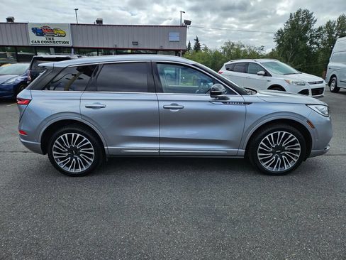 Used 2021 Lincoln Corsair Reserve w/ Equipment Group 201A AWD/4WD image 4