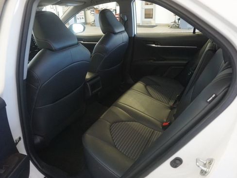 Used 2023 Toyota Camry SE FWD image 19