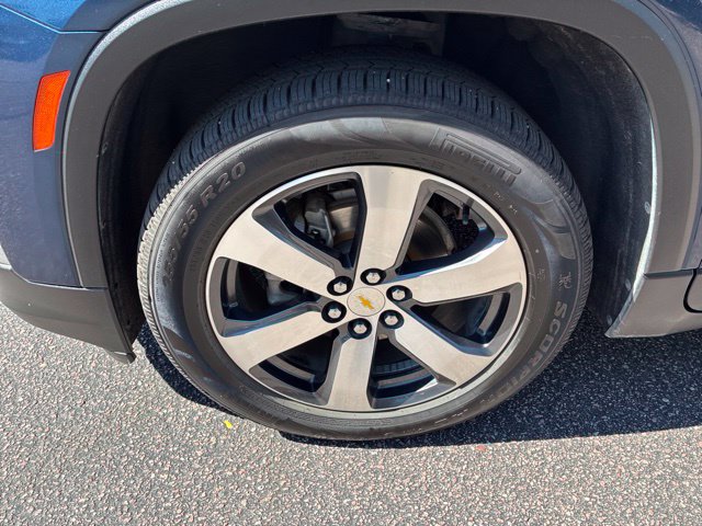 Used 2022 Chevrolet Traverse LT w/ LT Premium Package FWD image 8