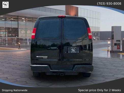 Used 2015 Chevrolet Express 2500 w/ Chrome Appearance Package RWD image 7