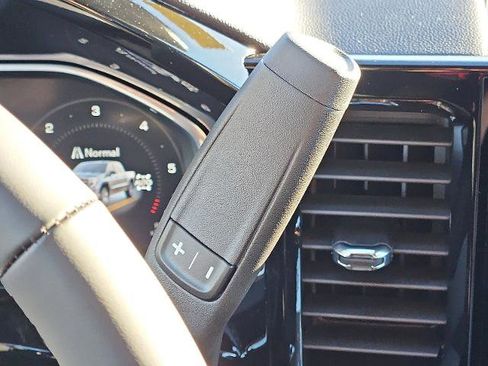 New 2026 GMC Sierra 1500 Elevation image 12