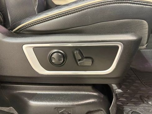 Used 2022 RAM 1500 Laramie image 26