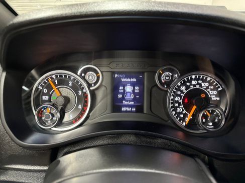 Used 2021 RAM 2500 Big Horn image 19