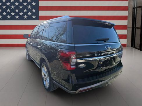Used 2023 Ford Expedition King Ranch image 3
