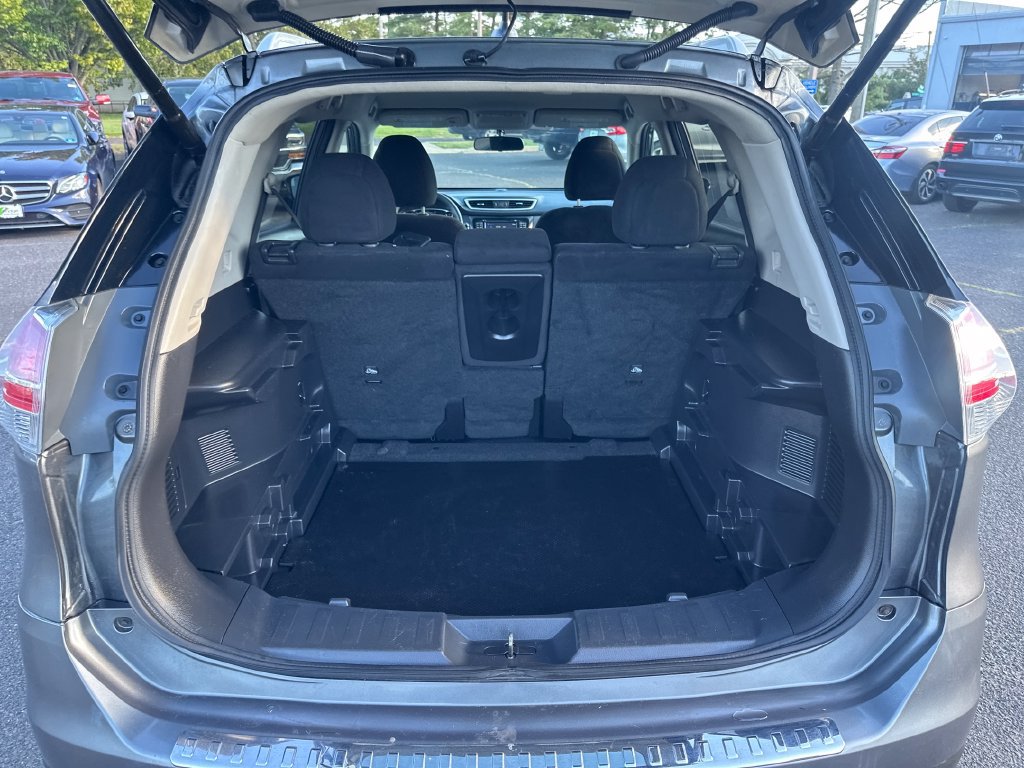 Used 2014 Nissan Rogue SV w/ SV Premium Package AWD/4WD image 19