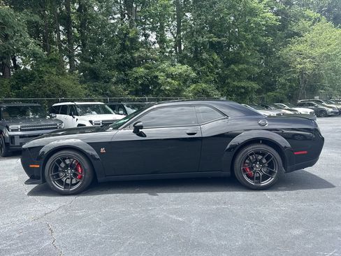 Used 2022 Dodge Challenger R/T Scat Pack RWD image 8