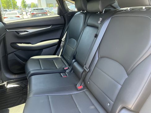 Used 2023 INFINITI QX55 Luxe w/ Cargo Package AWD/4WD image 34