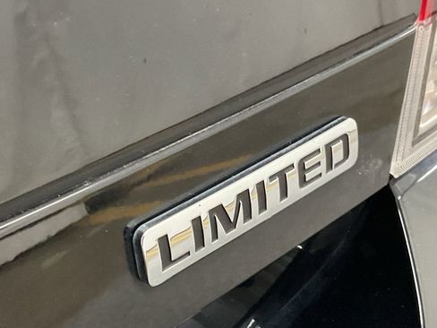 Used 2014 Chevrolet Impala LTZ FWD image 23
