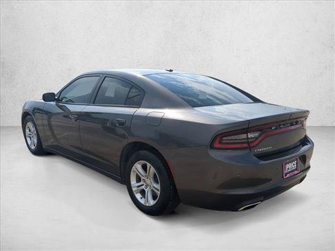 Used 2020 Dodge Charger SXT RWD image 8
