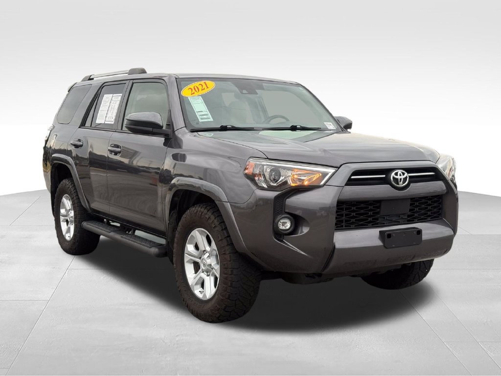 Used 2021 Toyota 4Runner SR5 RWD image 31