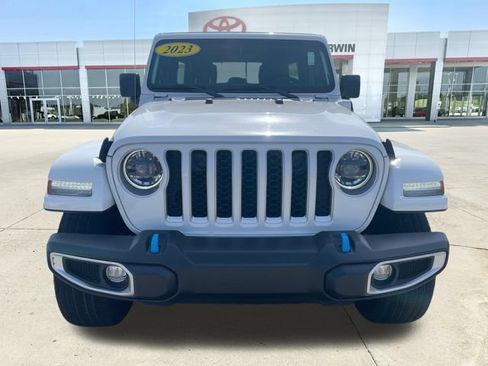 Used 2023 Jeep Wrangler Unlimited Sahara w/ Cold Weather Group AWD/4WD image 8