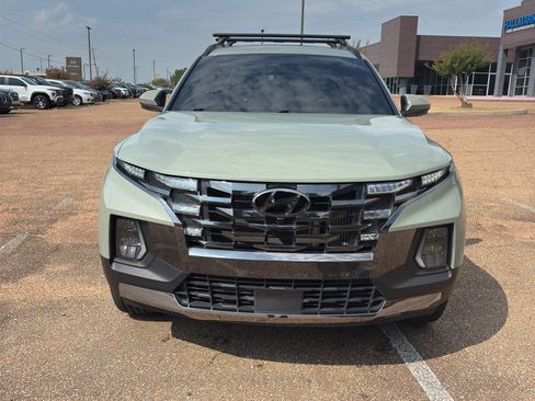 Used 2024 Hyundai Santa Cruz Limited AWD/4WD image 2