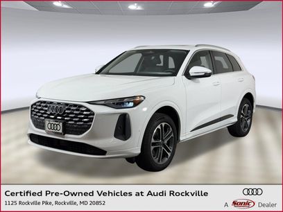 Used 2025 Audi Q5 Premium w/ Convenience Package