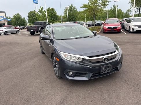 Used 2018 Honda Civic EX-L image 4