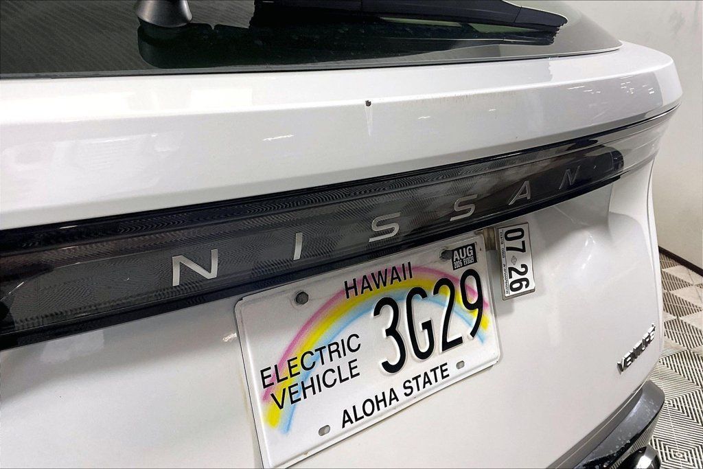 Used 2023 Nissan Ariya FWD image 7
