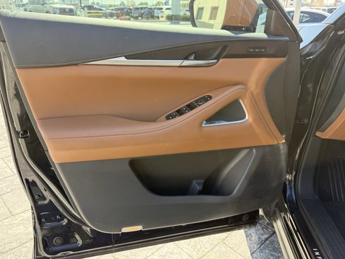 Certified 2023 INFINITI QX60 Sensory w/ Cargo Package image 9