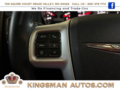 Used 2013 Chrysler 200 Limited FWD image 12