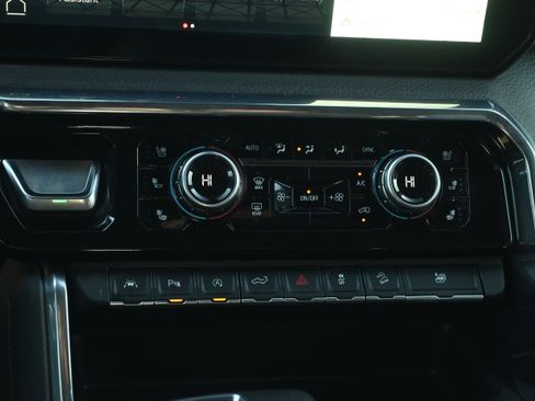 Used 2024 GMC Sierra 1500 Denali w/ Denali Reserve Package image 20