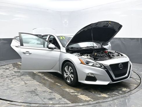 Used 2021 Nissan Altima 2.5 S image 32