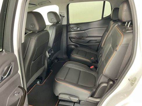 Used 2023 GMC Acadia AT4 w/ Technology Package image 21
