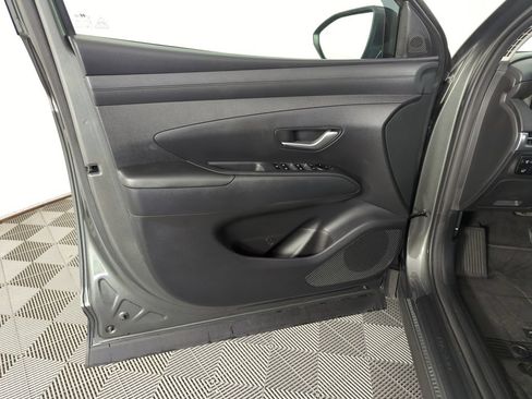 Used 2025 Hyundai Tucson SEL AWD/4WD image 17