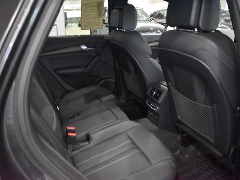 Used 2023 Audi Q5 2.0T Premium Plus w/ Premium Plus Package AWD/4WD image 23