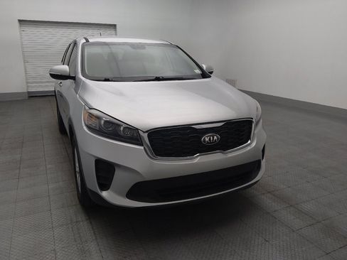 Used 2019 Kia Sorento L FWD image 14