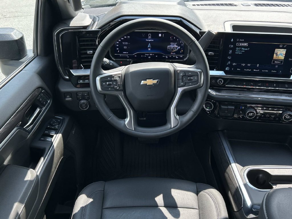 Used 2024 Chevrolet Silverado 2500 LTZ w/ LTZ Plus Package AWD/4WD image 13