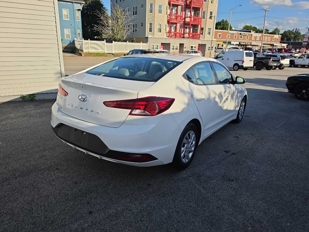 Used 2019 Hyundai Elantra SE FWD image 6