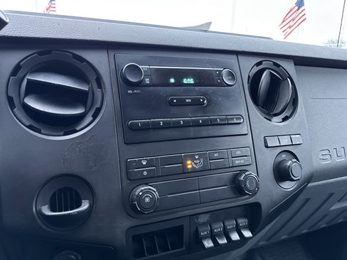 Used 2014 Ford F450 XL w/ Snow Plow Prep Package image 19