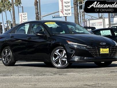 Certified 2022 Hyundai Elantra SEL w/ Convenience + Premium Package